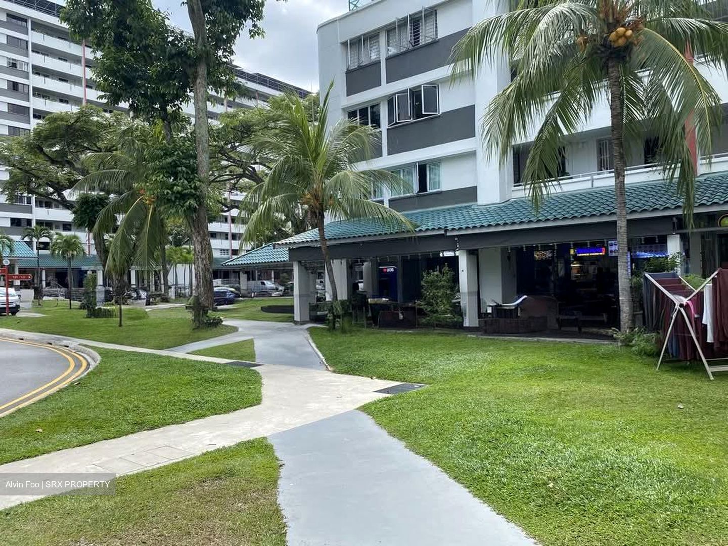 Hougang Avenue 1 (D19), Shop House #536008001